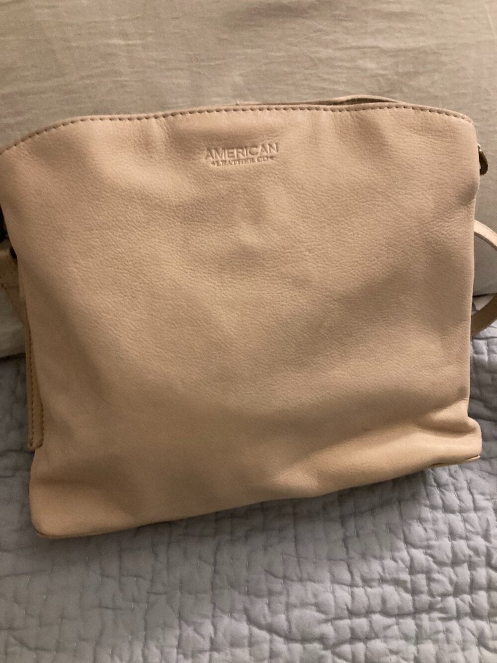 American Leather Co. cream leather handbag excellent used condition